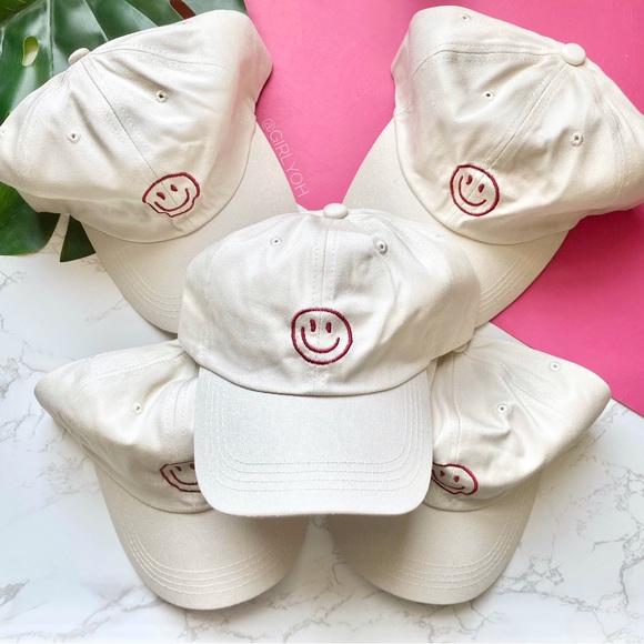 Happy Smiley Face Hat - Picture 5 of 5